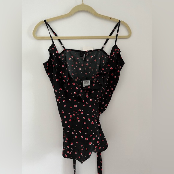 Veromoda Black wrap around spaghetti strap top with red dots - Picture 1 of 3